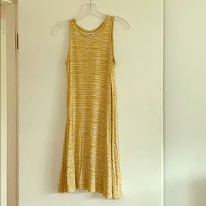 Old Navy sleeveless yellow stripe swing dress